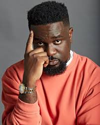 Sarkodie applauds the govt for intelligent exhibit in the fight against COVID-19