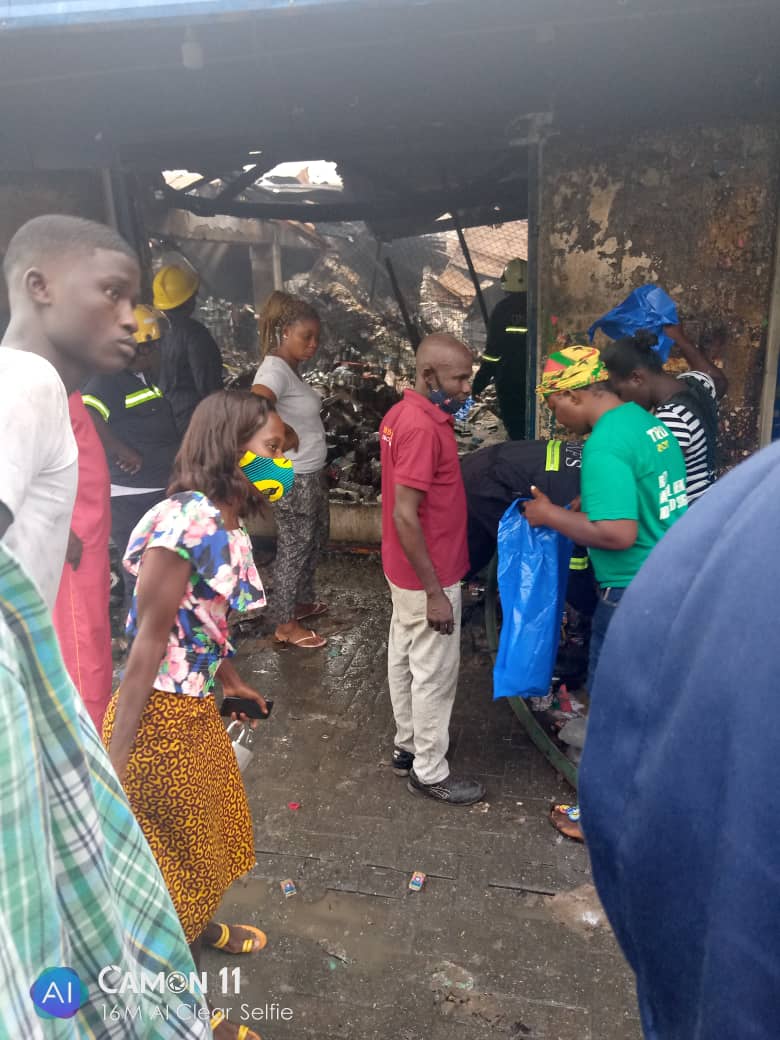 Breaking News:First Samuel Enterprise and other five stores are burnt into ashes after fire explosion in Takoradi Market circle