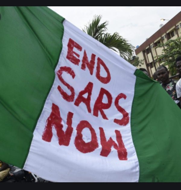 Nigerian Flag has been pulled down from its high commission in UK-Video