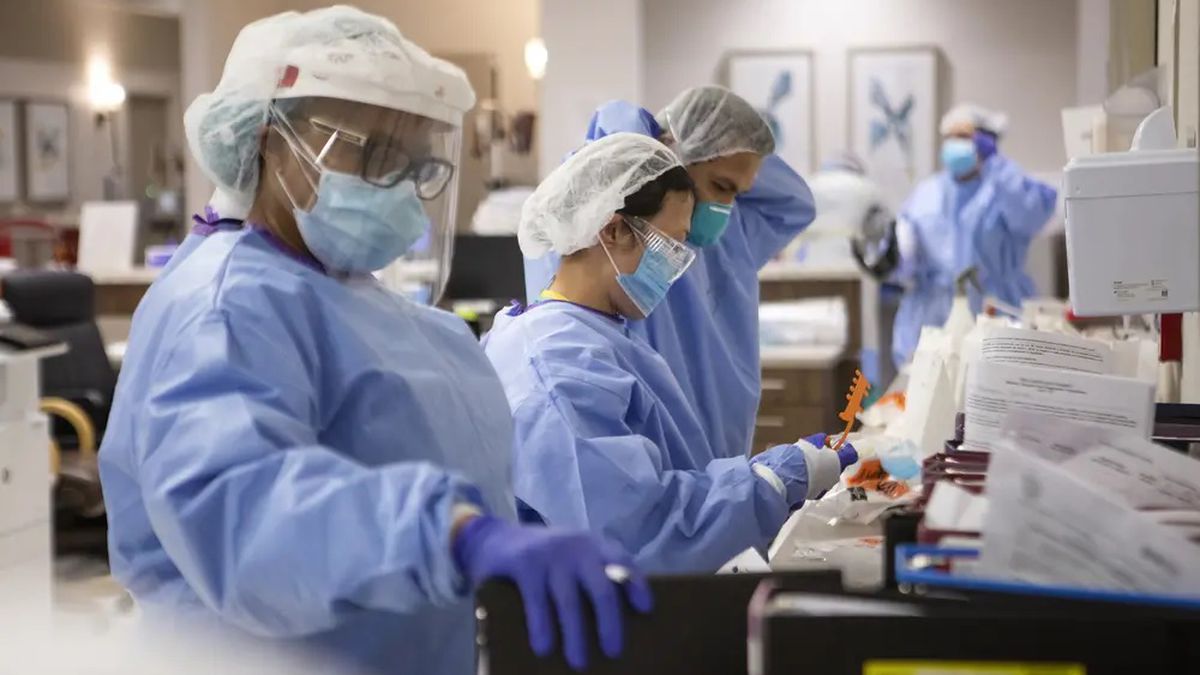 Americans health system threatened as COVID-19 case rises to 11million Americans health system threatened as COVID-19 case rises to 11million