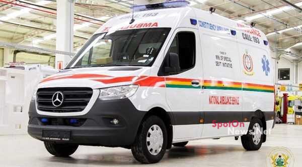 Armed robbers shoot ambulance driver transporting a pregnant woman to Hospital