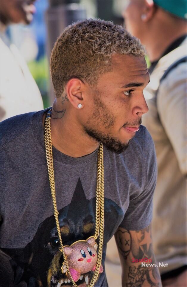 Chris Brown, Young Thug's 'Go Crazy' Breaks Top 10 Billboard's record Chris Brown, Young Thug's 'Go Crazy' Breaks Top 10 Billboard's record