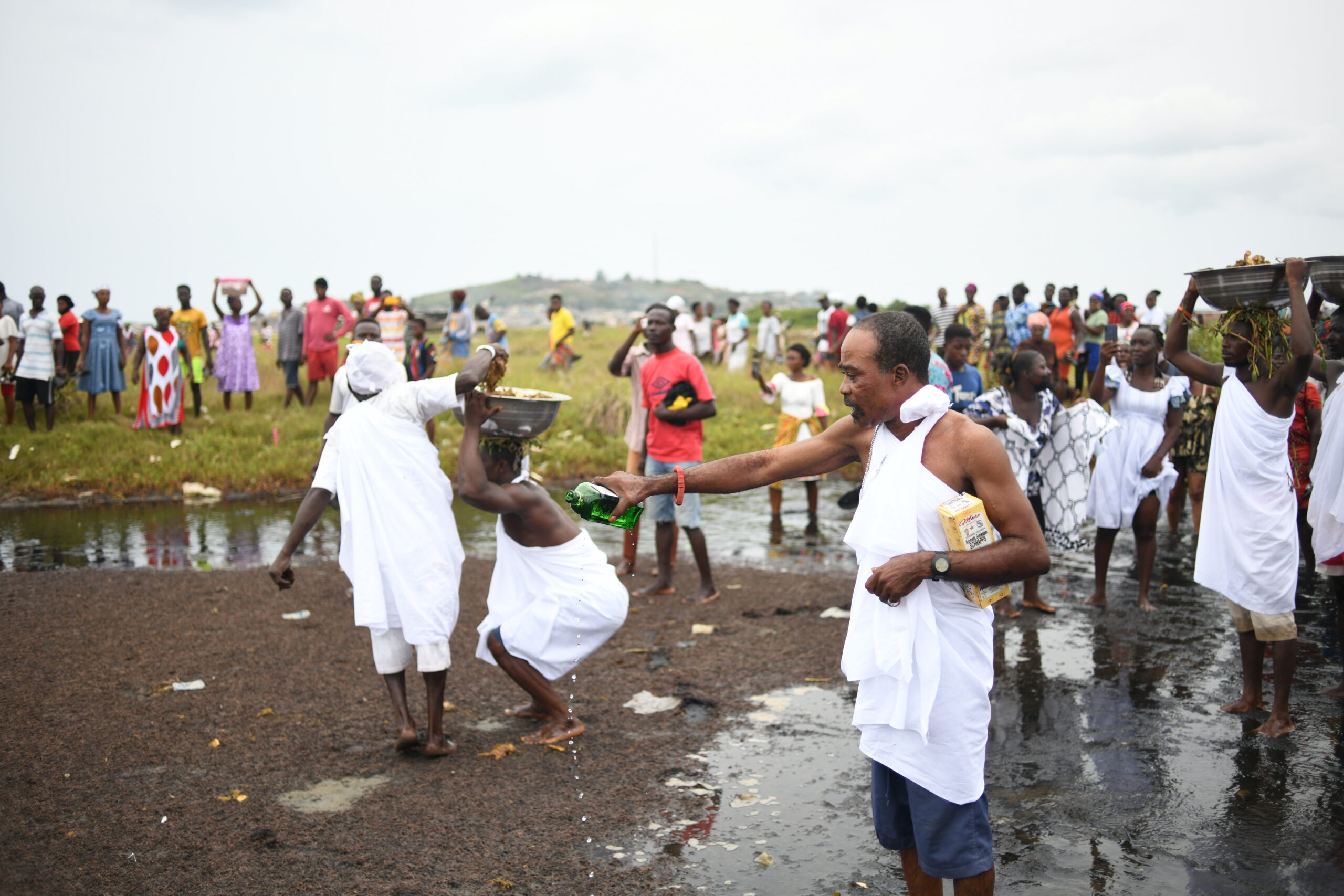 Apam chiefs perform rituals ahead of burial of 14 bodies today