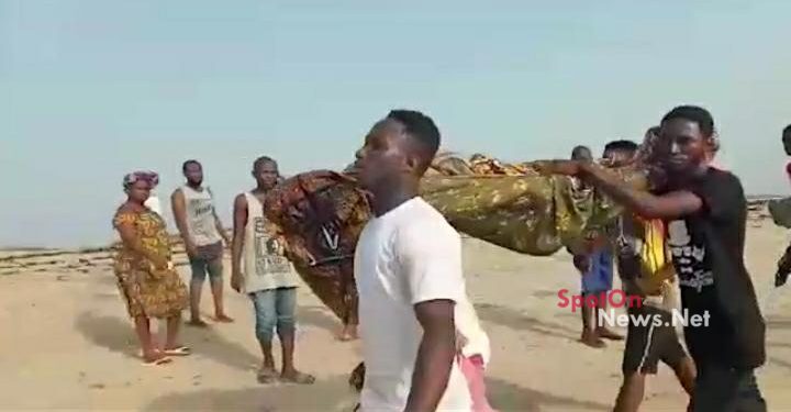 Bodies of eleven drowned teenagers retrieved at Apam Bodies of eleven drowned teenagers retrieved at Apam