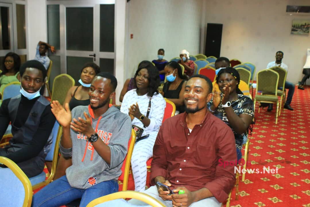 Hundreds of patrons get thrilled at the Atmosphere of Laughter Hundreds of patrons get thrilled at the Atmosphere of Laughter