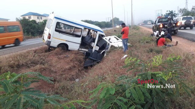 Tema-Accra motorway accident: 5 feared dead, 15 others injured Tema-Accra motorway accident: 5