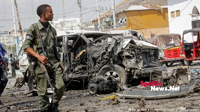 Somalia: 7 die in suicide attack near presidential palace