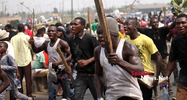 Mob burns man to death over row with cleric in Abuja