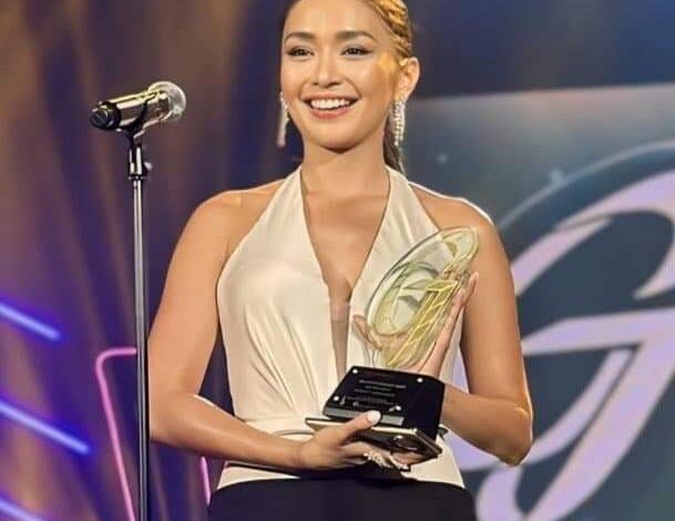 Kathryn Bernardo wins Box Office Queen Award for the second time Kathryn Bernardo